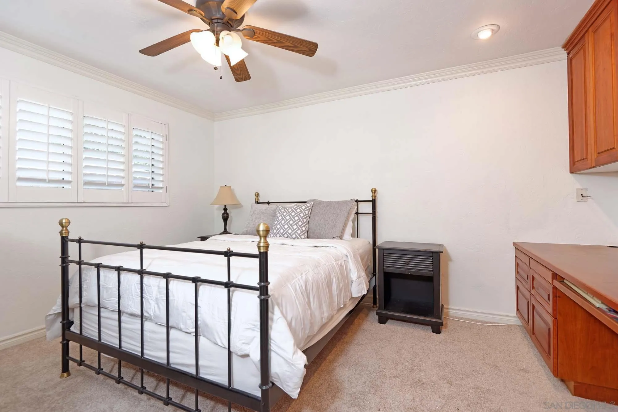 https://cdn.realtyfeed.com/cdn/127/260020520/70ffdd7e80816c90843556a6c8bc2ada.webp