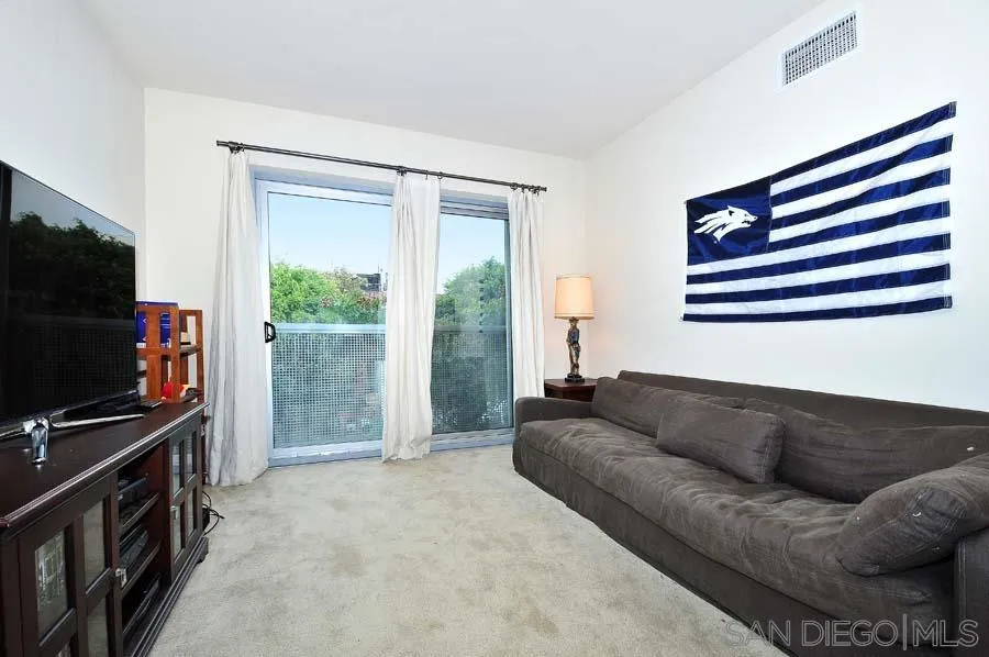 445 Island Avenue Unit 307, San Diego, CA 92101 - Photo 5 of 19, San Diego, CA