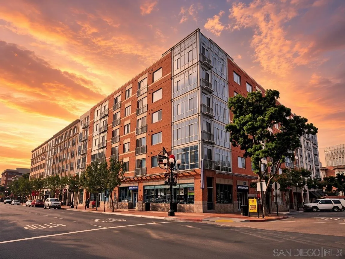 445 Island Avenue Unit 307, San Diego, CA 92101 - Main photo, San Diego, CA