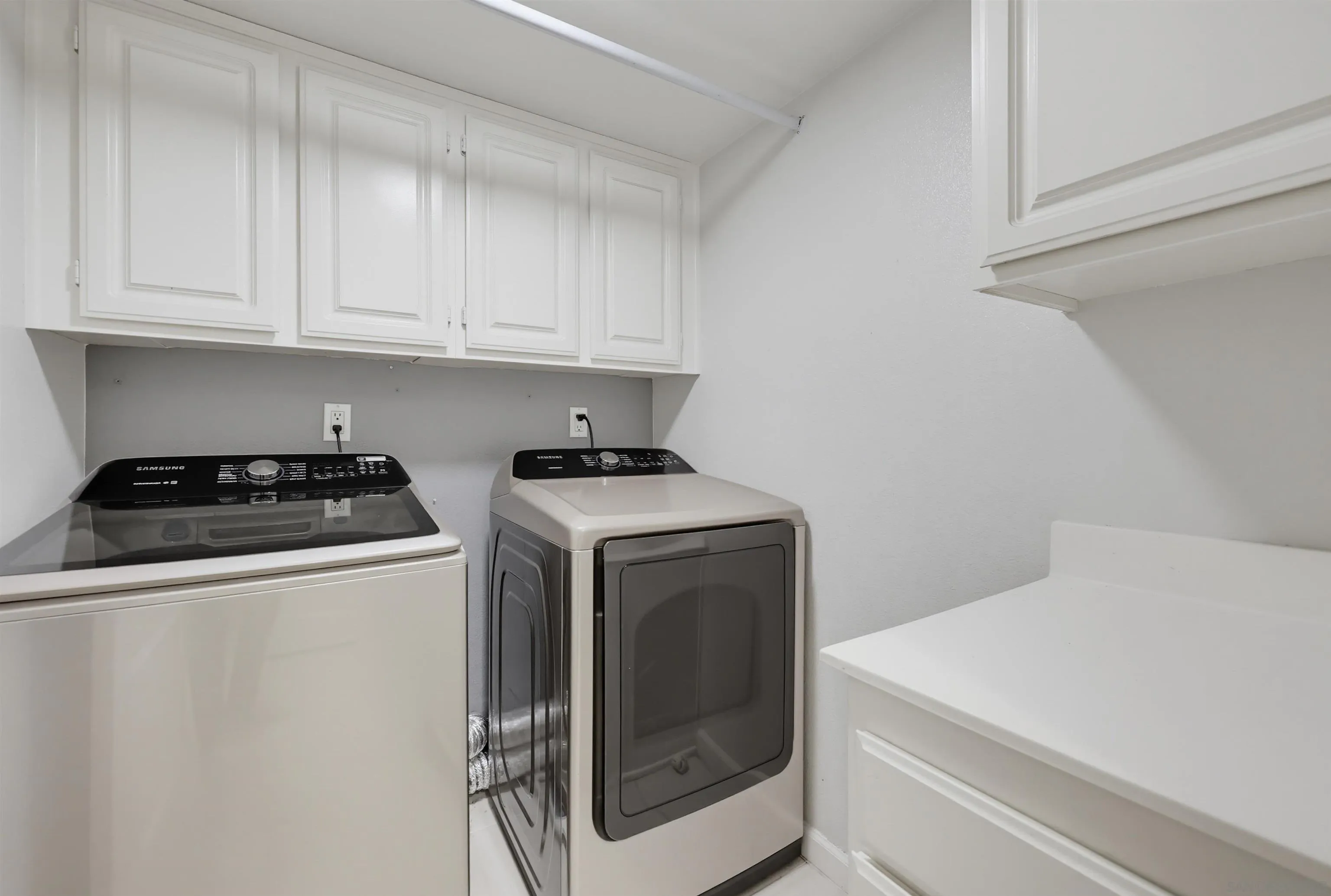 Photo #9: 260020523 Listing: Photo #9