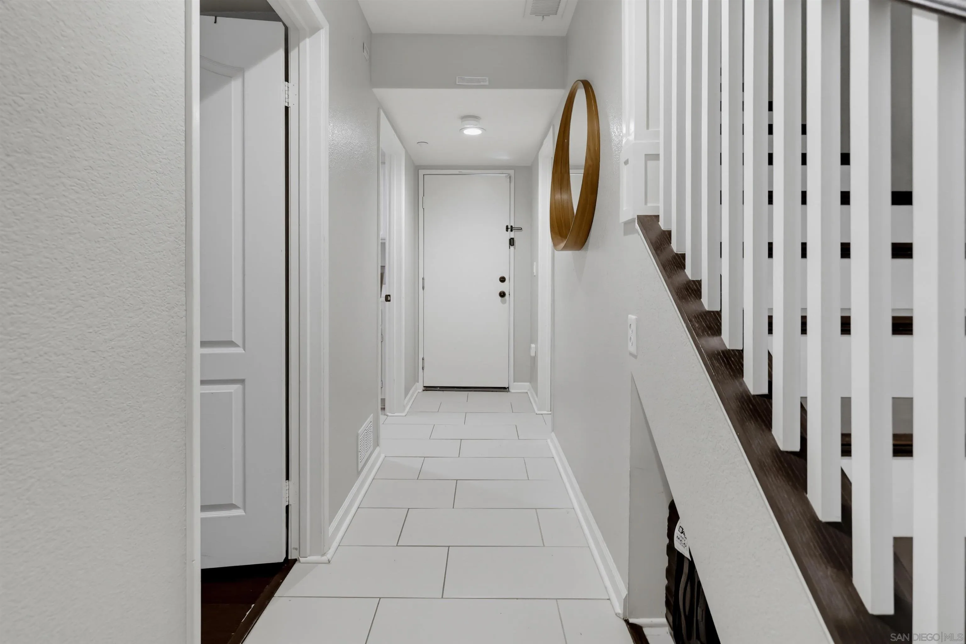 Photo #7: 260020523 Listing: Photo #7