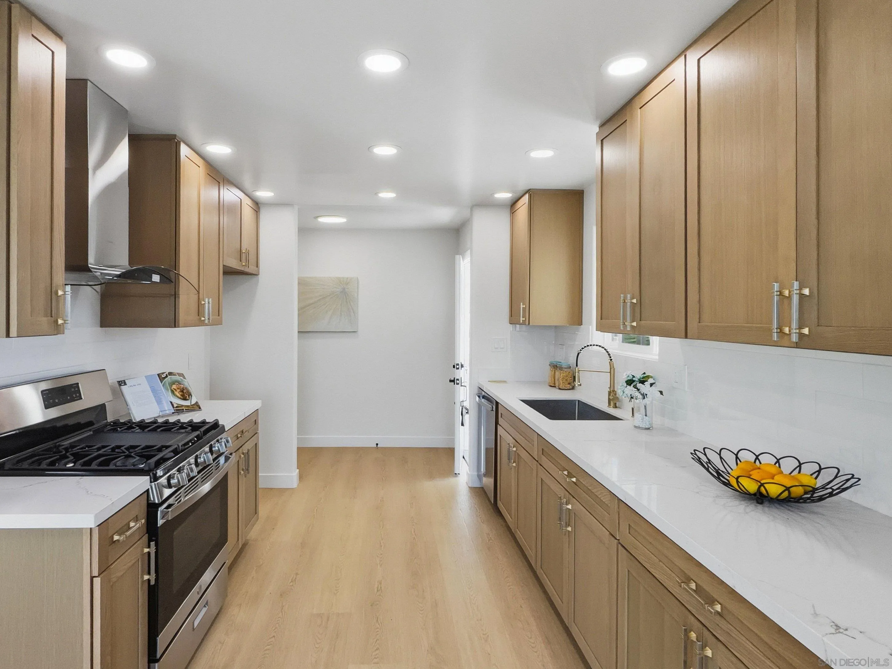 https://cdn.realtyfeed.com/cdn/127/260020525/a16caebfa4d6d05ab9a2d1ac80785662.webp