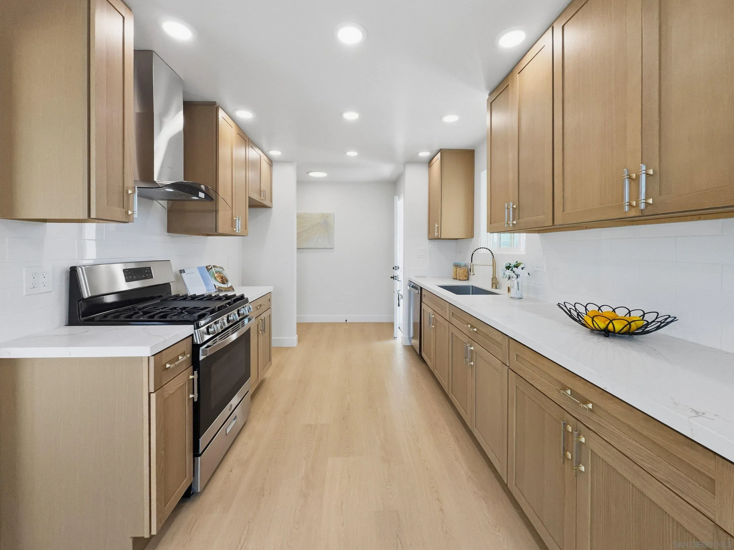 https://cdn.realtyfeed.com/cdn/127/260020525/caebf2fe9413491103b9abbd8488f29b.webp