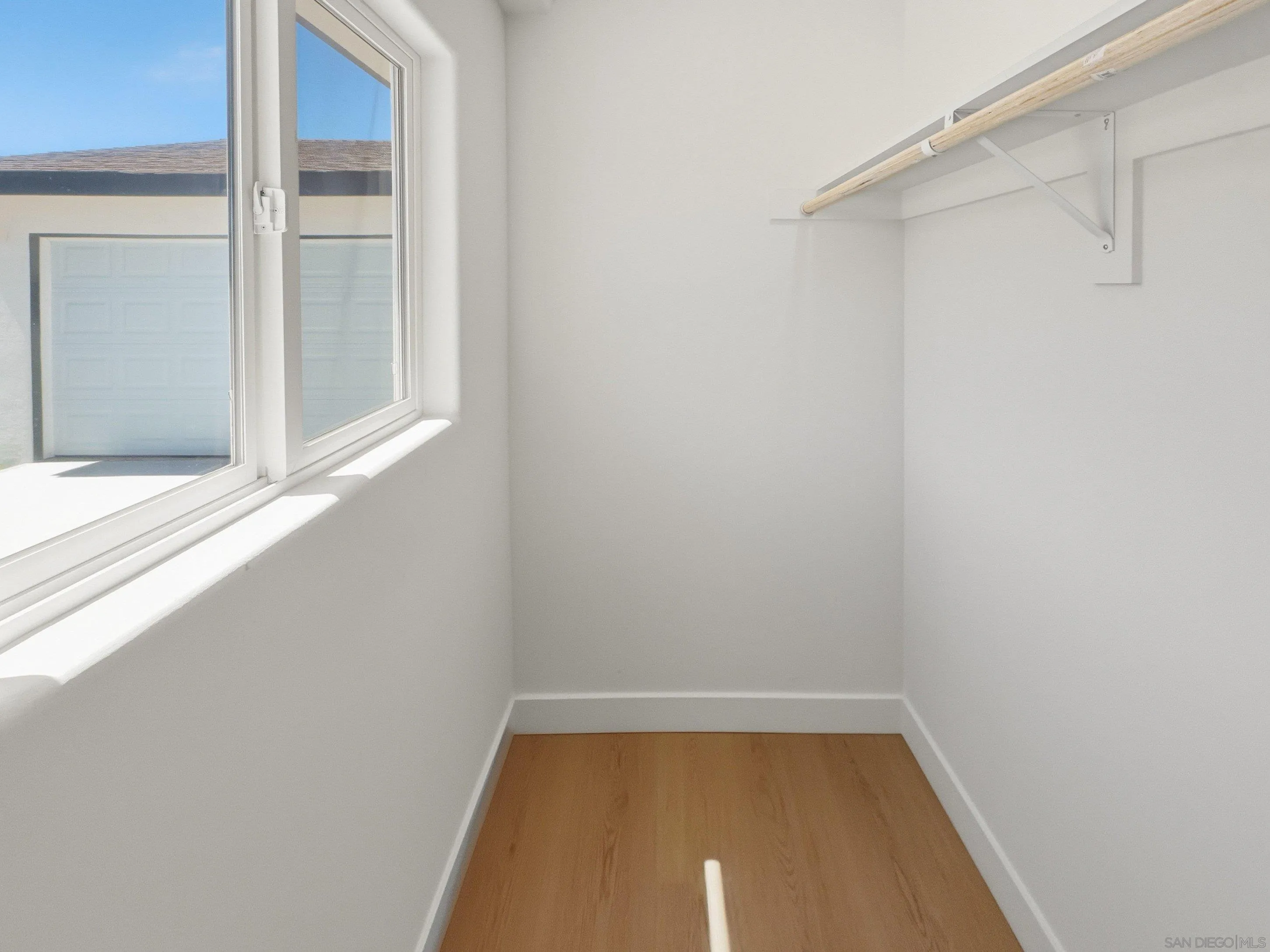 https://cdn.realtyfeed.com/cdn/127/260020525/d6decff5f59bca29eb98a865778c306d.webp