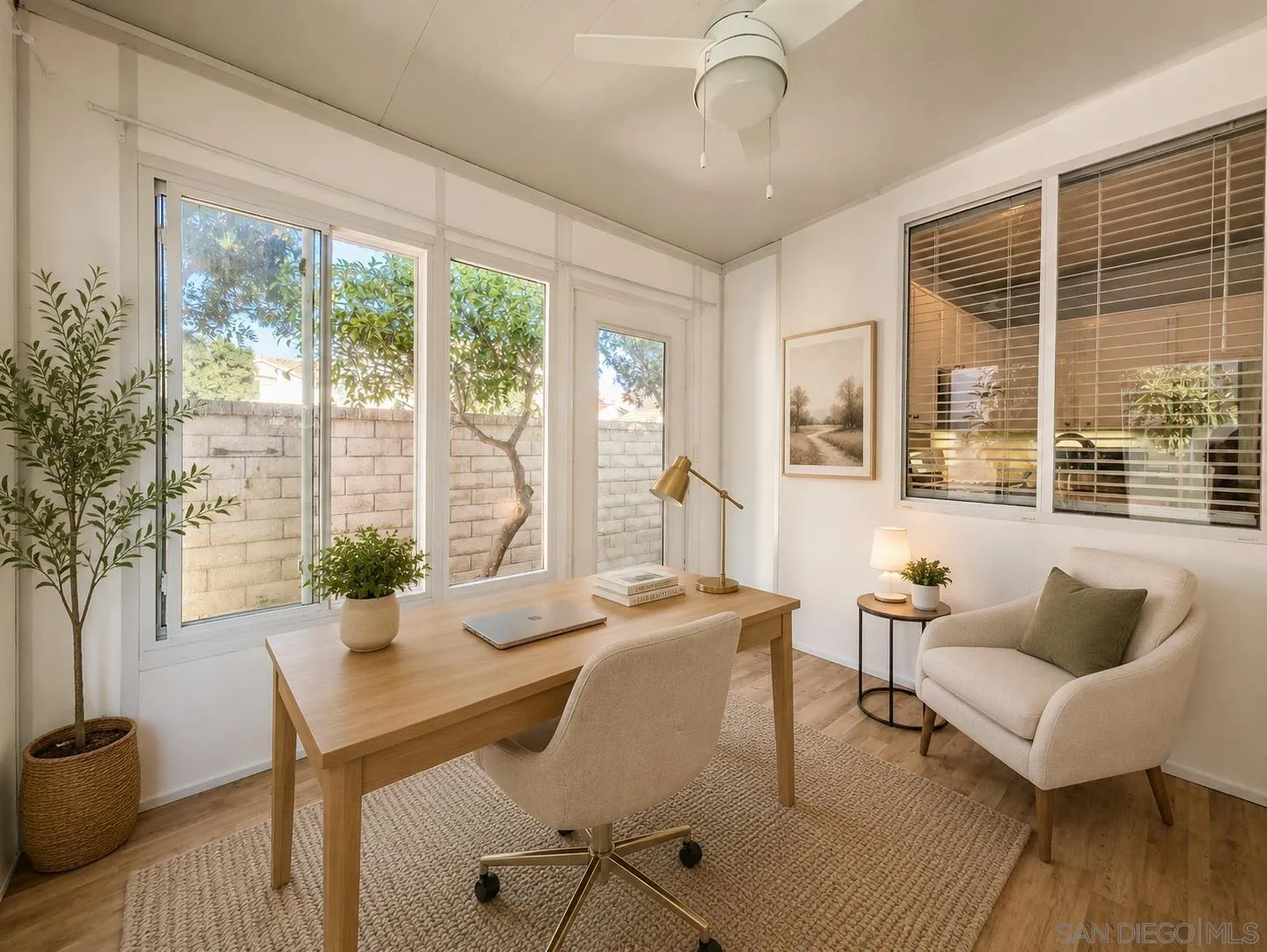 https://cdn.realtyfeed.com/cdn/127/260020527/66dfa2e0385cc07f851c41b9ca10d82d.webp