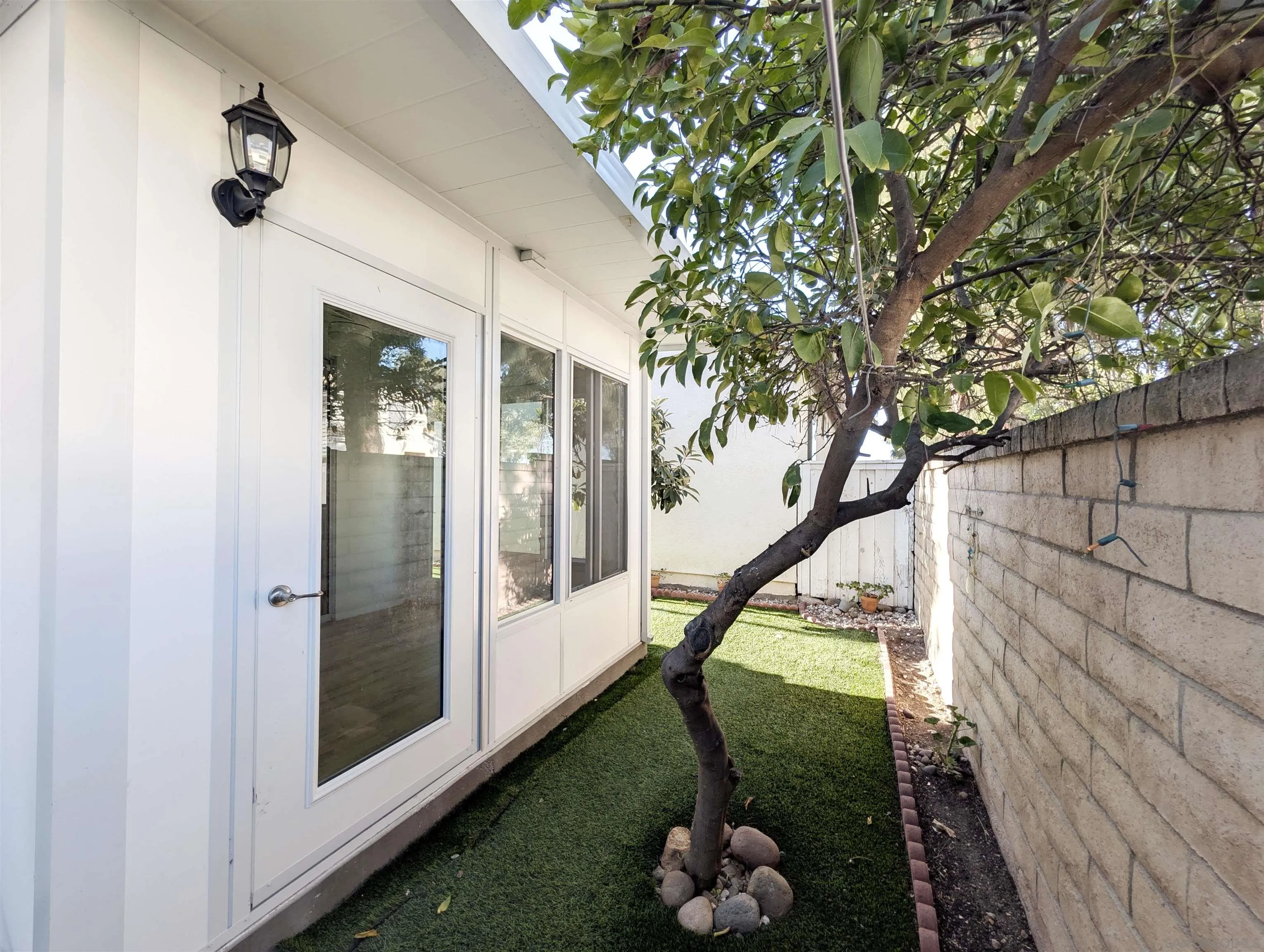 https://cdn.realtyfeed.com/cdn/127/260020527/a01abd05e6bb3b3bb501e5fb40c3188e.webp