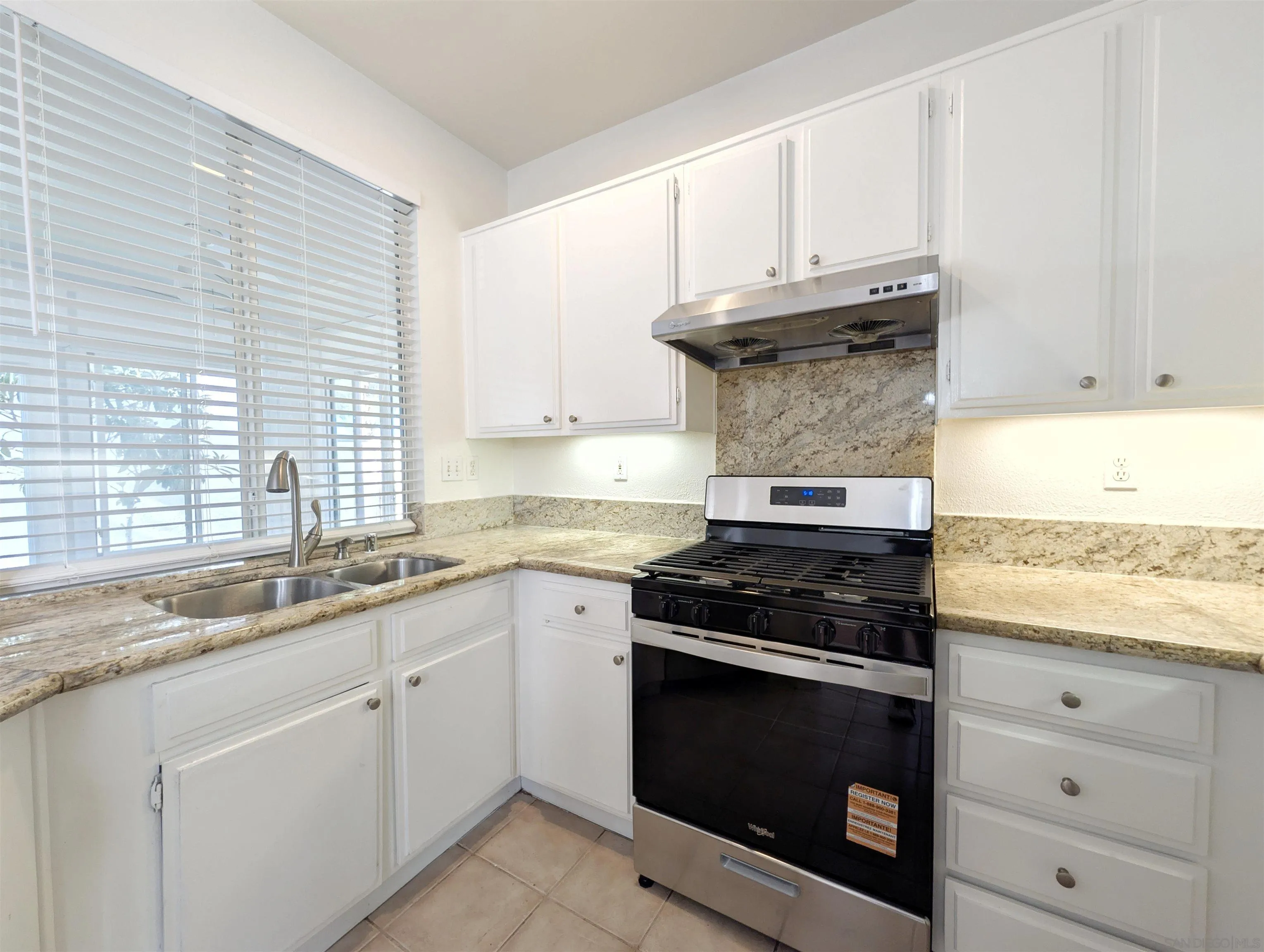 https://cdn.realtyfeed.com/cdn/127/260020527/fab2cf686c22bd169fba928381d59827.webp