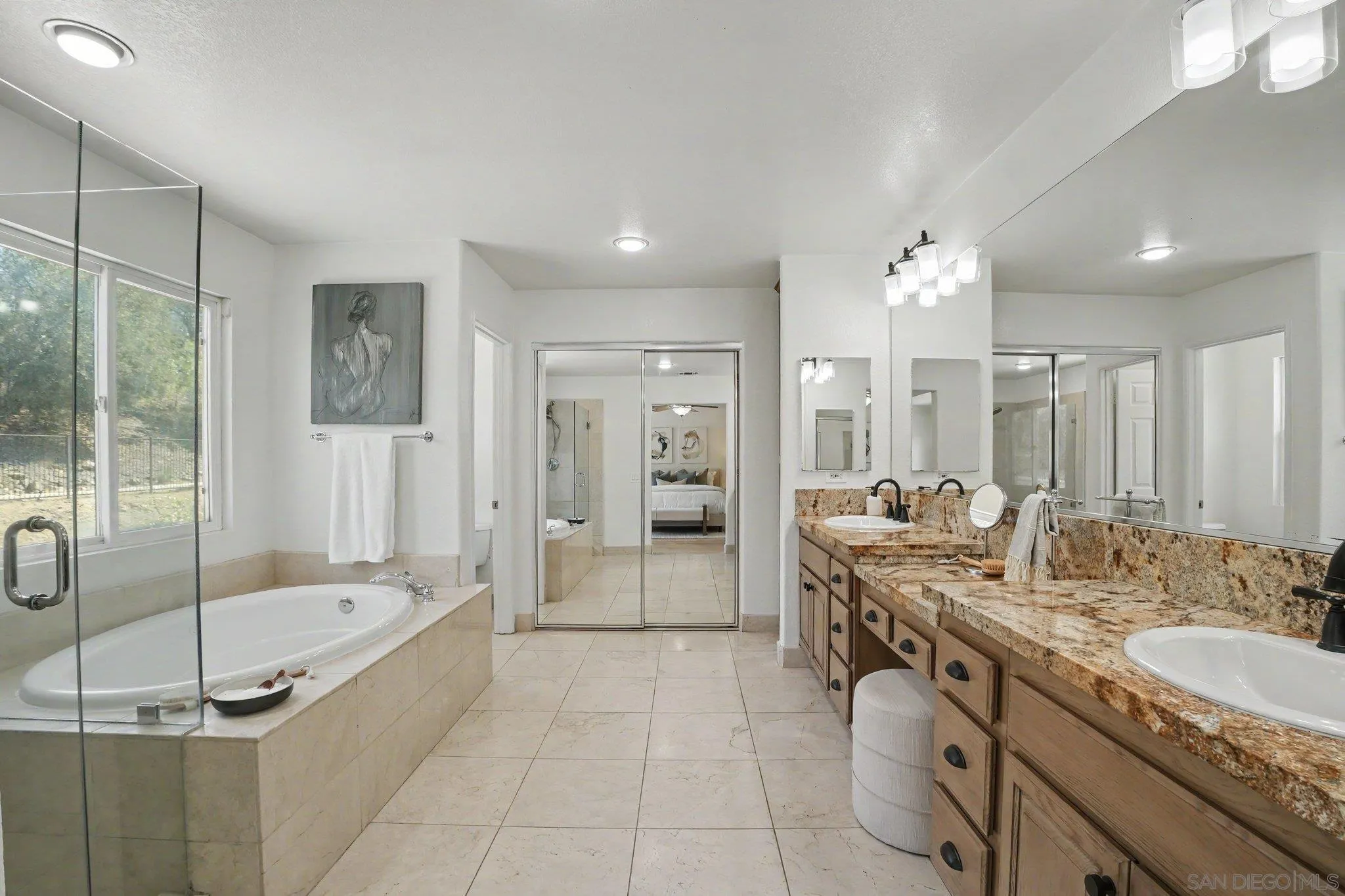 https://cdn.realtyfeed.com/cdn/127/260020528/1c7d0aafd10f10a787c72565528d72fd.webp