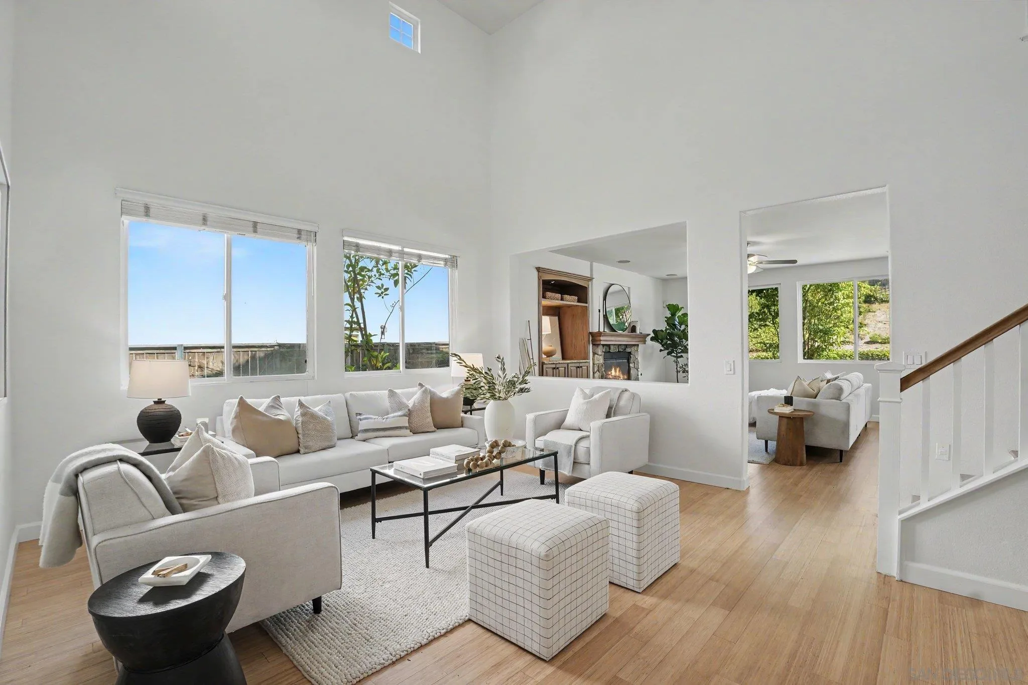 https://cdn.realtyfeed.com/cdn/127/260020528/32c58b97beeb19621d797ec6e5b70eb6.webp