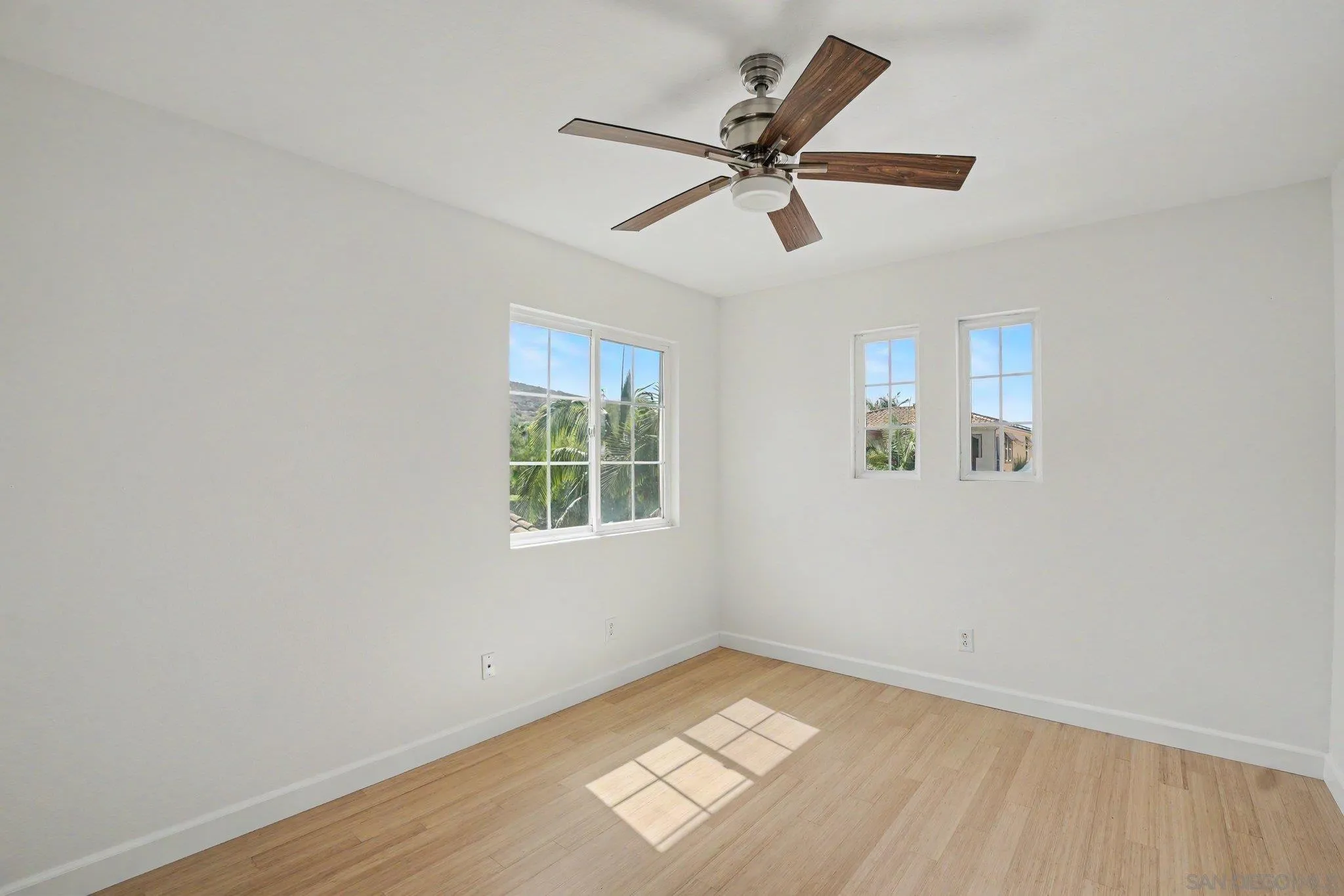 https://cdn.realtyfeed.com/cdn/127/260020528/3e9b6657688bdab1189fb79ed8af811c.webp