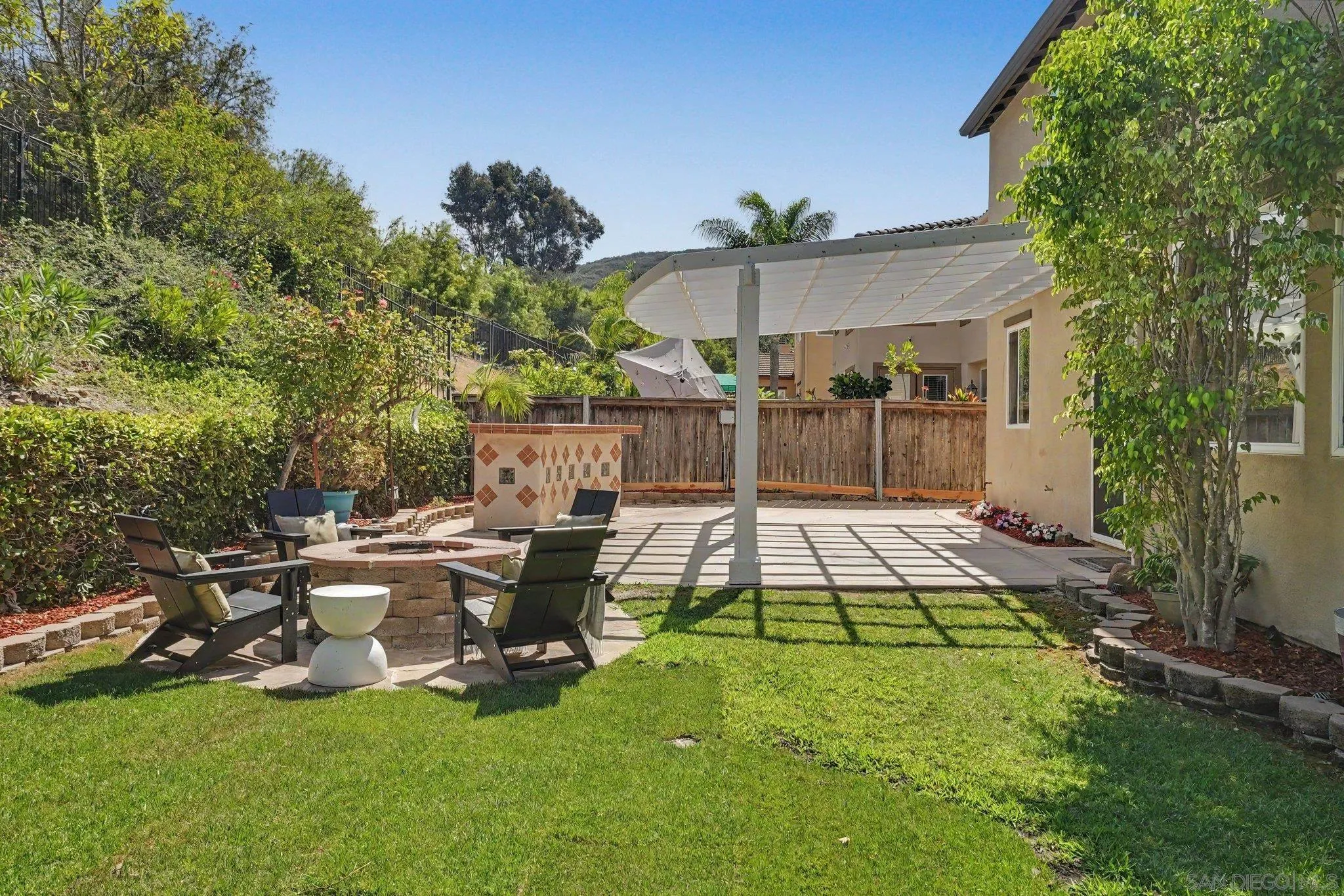 https://cdn.realtyfeed.com/cdn/127/260020528/4115fe4459bf8c182f003bcb84d5983a.webp