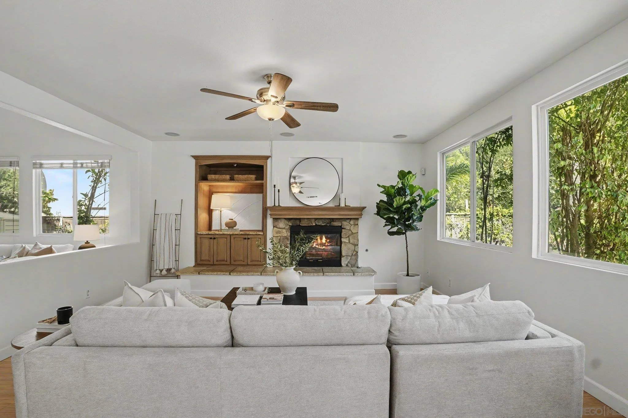 https://cdn.realtyfeed.com/cdn/127/260020528/640371bc266cac406106a69689949101.webp