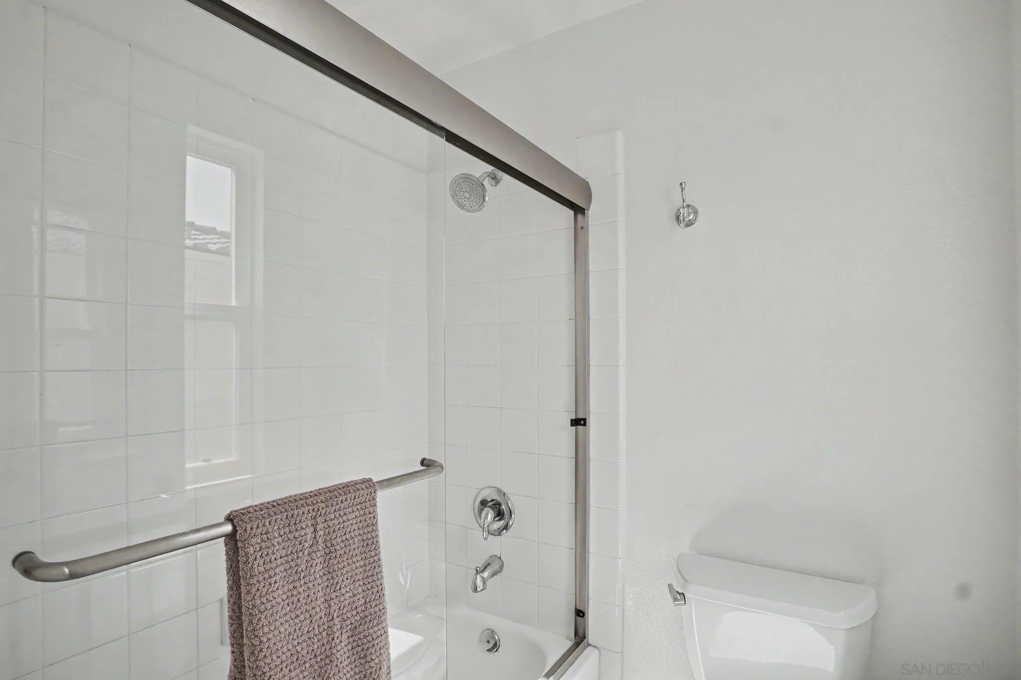 https://cdn.realtyfeed.com/cdn/127/260020528/6e057be82fec2b7e15aacf4d8f798f35.webp