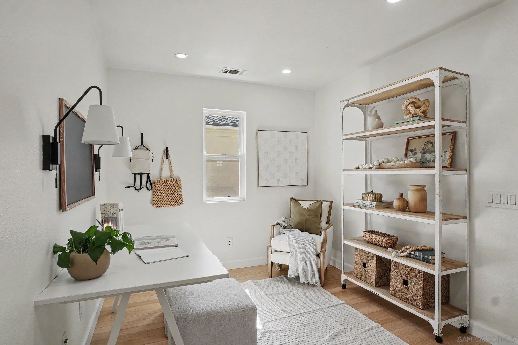 https://cdn.realtyfeed.com/cdn/127/260020528/7117e4f7f76cb352b58a53ed827261b1.webp
