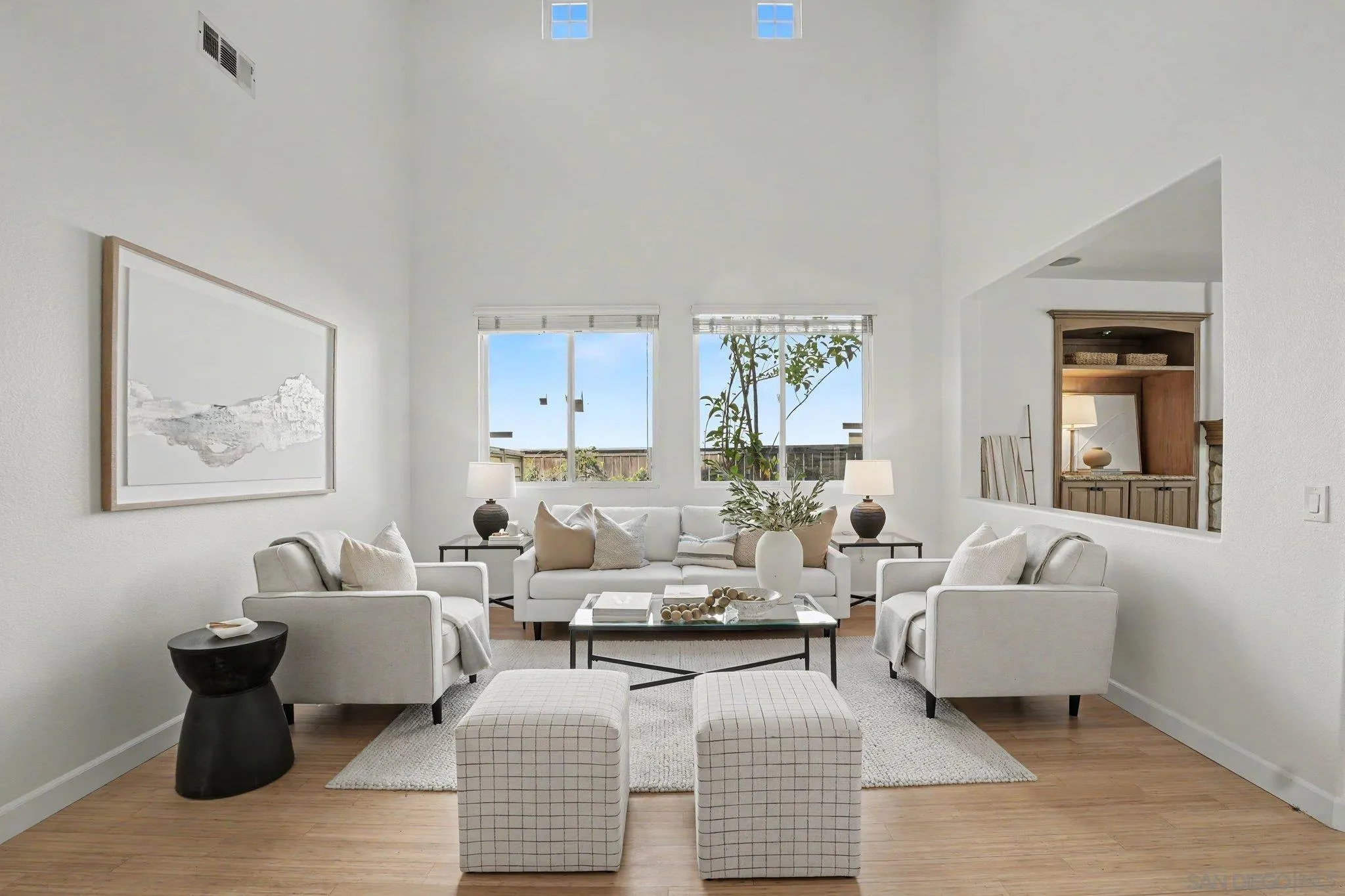 https://cdn.realtyfeed.com/cdn/127/260020528/74bf236fc3ef0f5c38682a6aae5f2598.webp