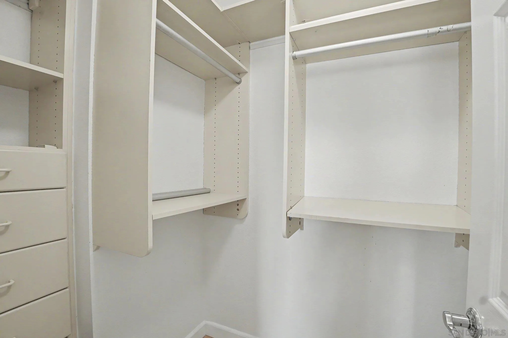 https://cdn.realtyfeed.com/cdn/127/260020528/753de78d7a8c9de1fcec117e9338b747.webp