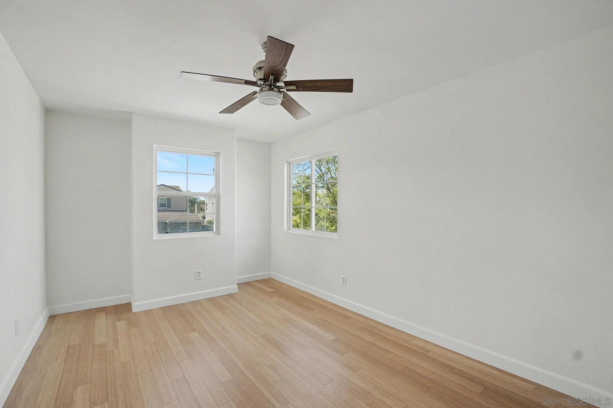 https://cdn.realtyfeed.com/cdn/127/260020528/87f1050578f7738402866367c19ea5bc.webp