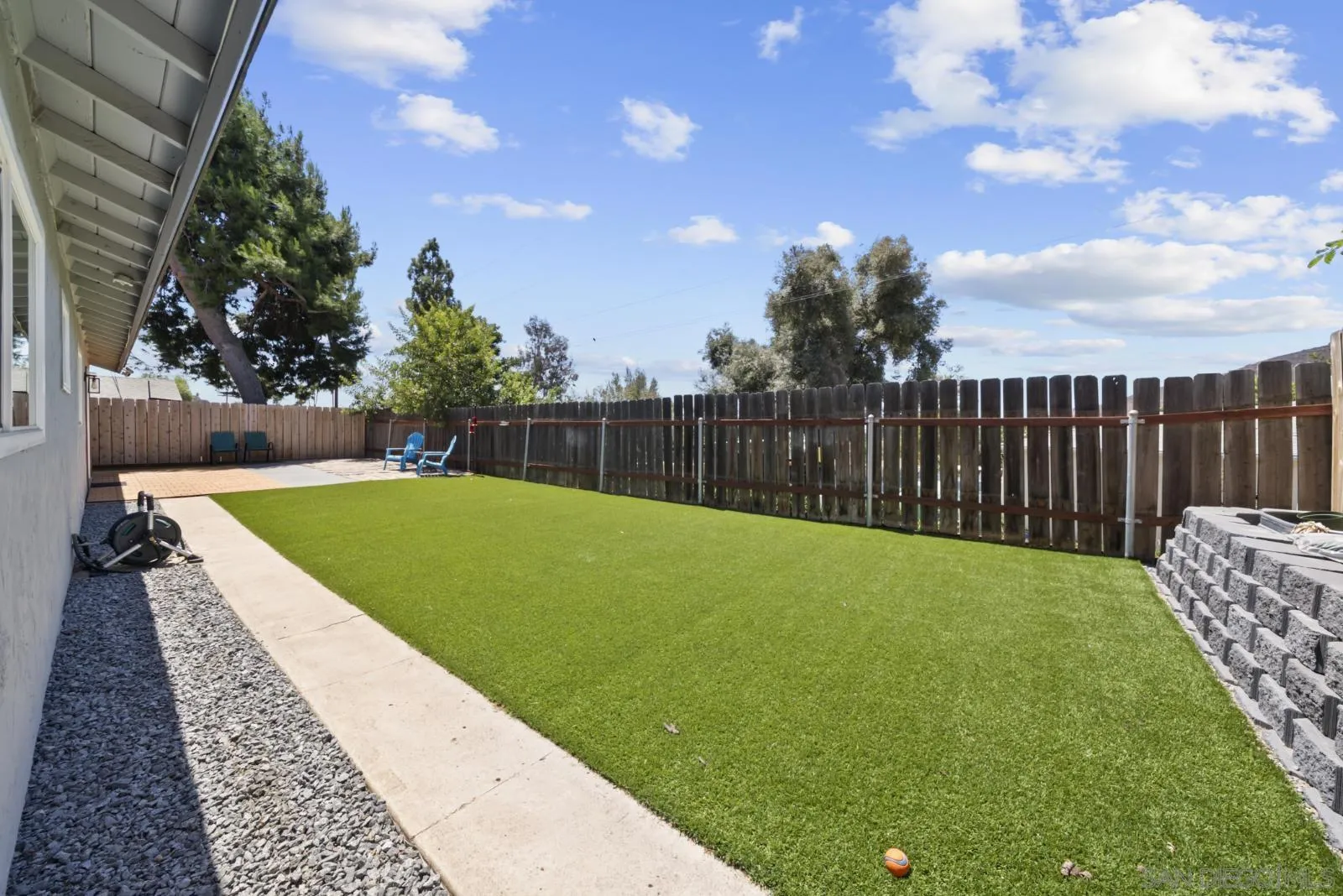 https://cdn.realtyfeed.com/cdn/127/260020529/09f5fdee82016372dca632d1e05c2c1e.webp