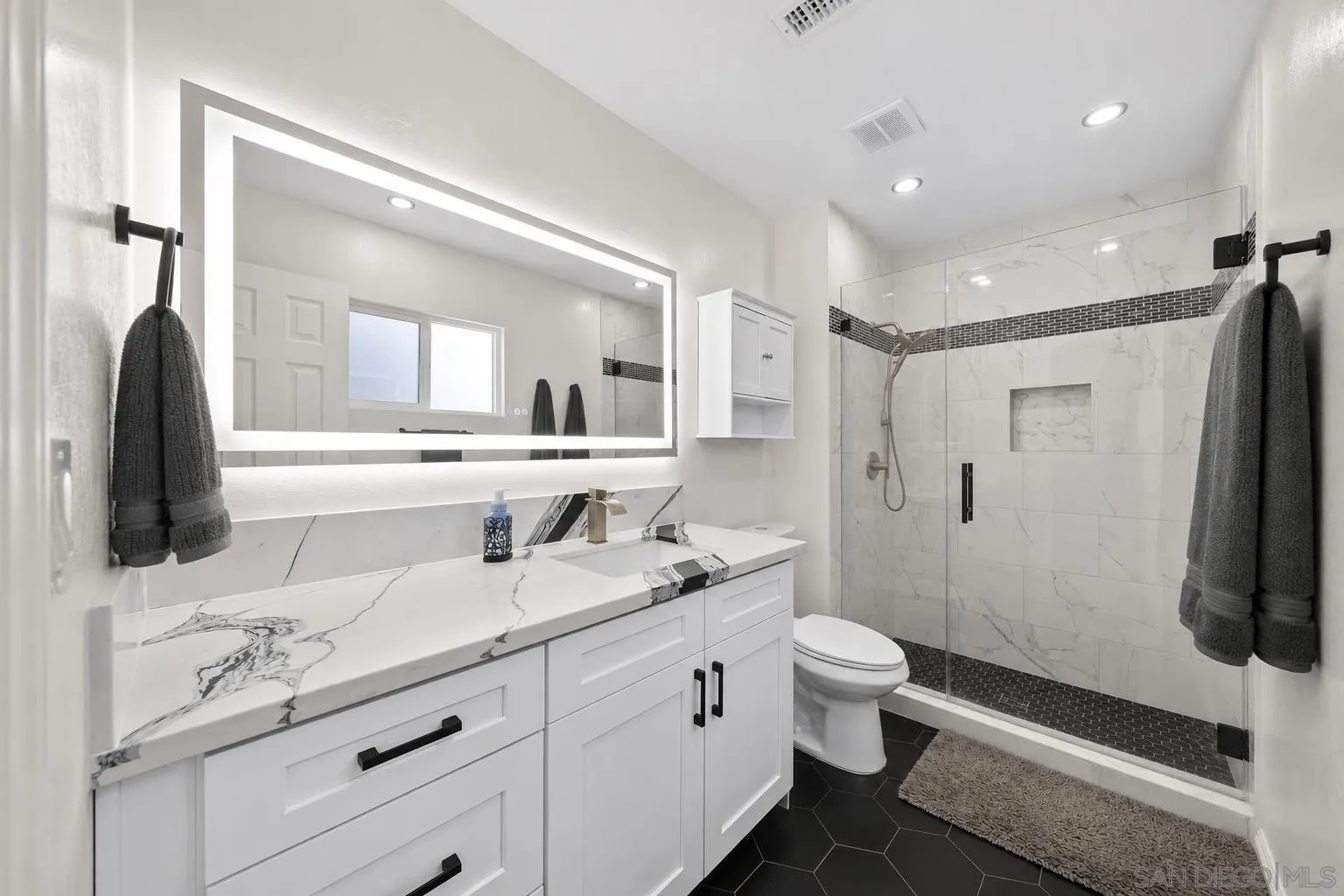 https://cdn.realtyfeed.com/cdn/127/260020529/18d77336056ba074fa8a050f93839a32.webp