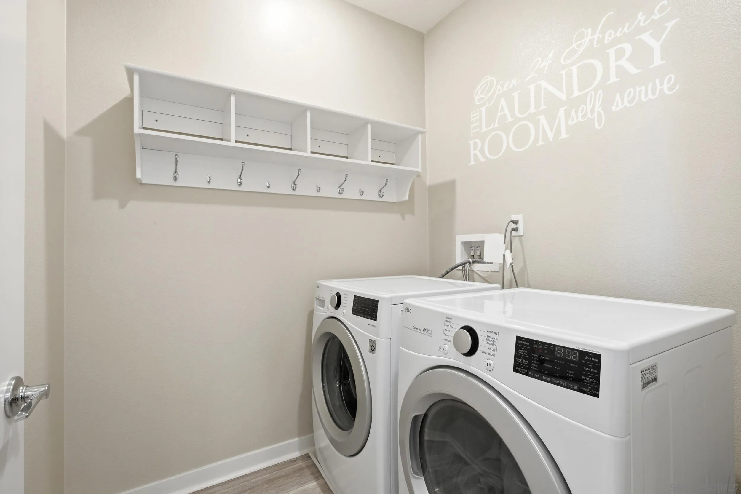 Photo #25: 260020530 Listing: Photo #25
