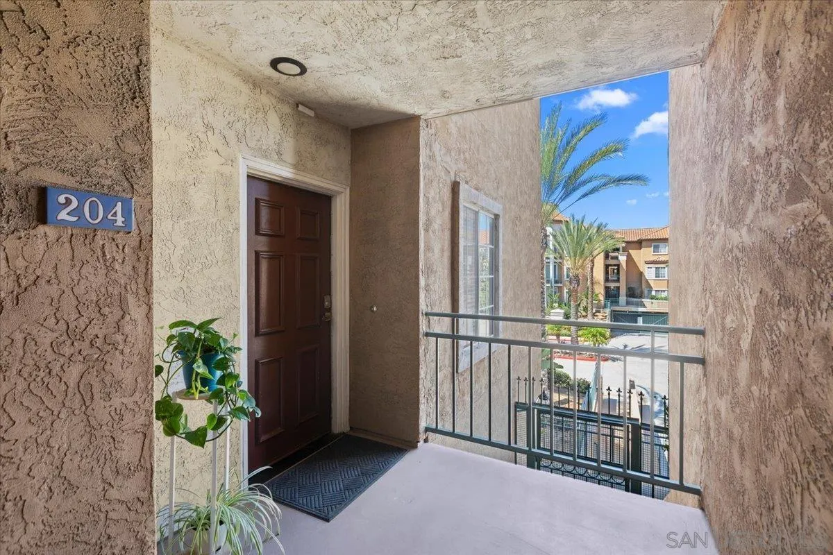 Photo #2: 260020531 Listing: Photo #2