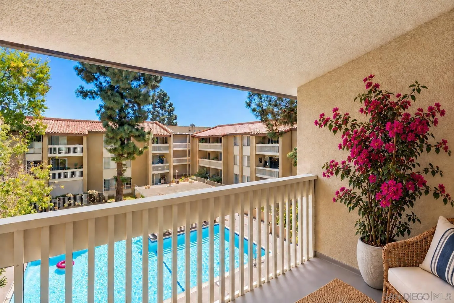 https://cdn.realtyfeed.com/cdn/127/260020536/1b9a567bc1007a0b21c03ecac3368fd9.webp