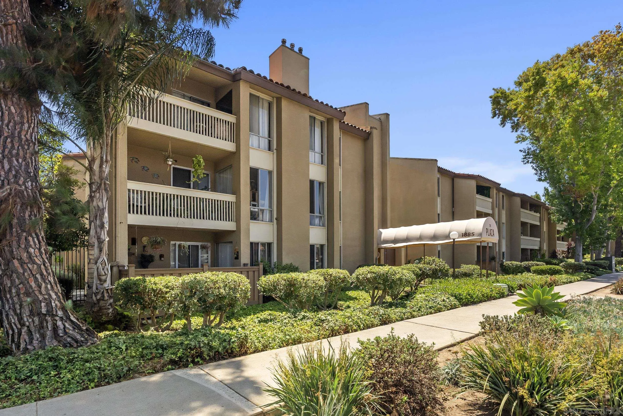 https://cdn.realtyfeed.com/cdn/127/260020536/86ebb010ca6bafde0afe3afdb55a51dc.webp