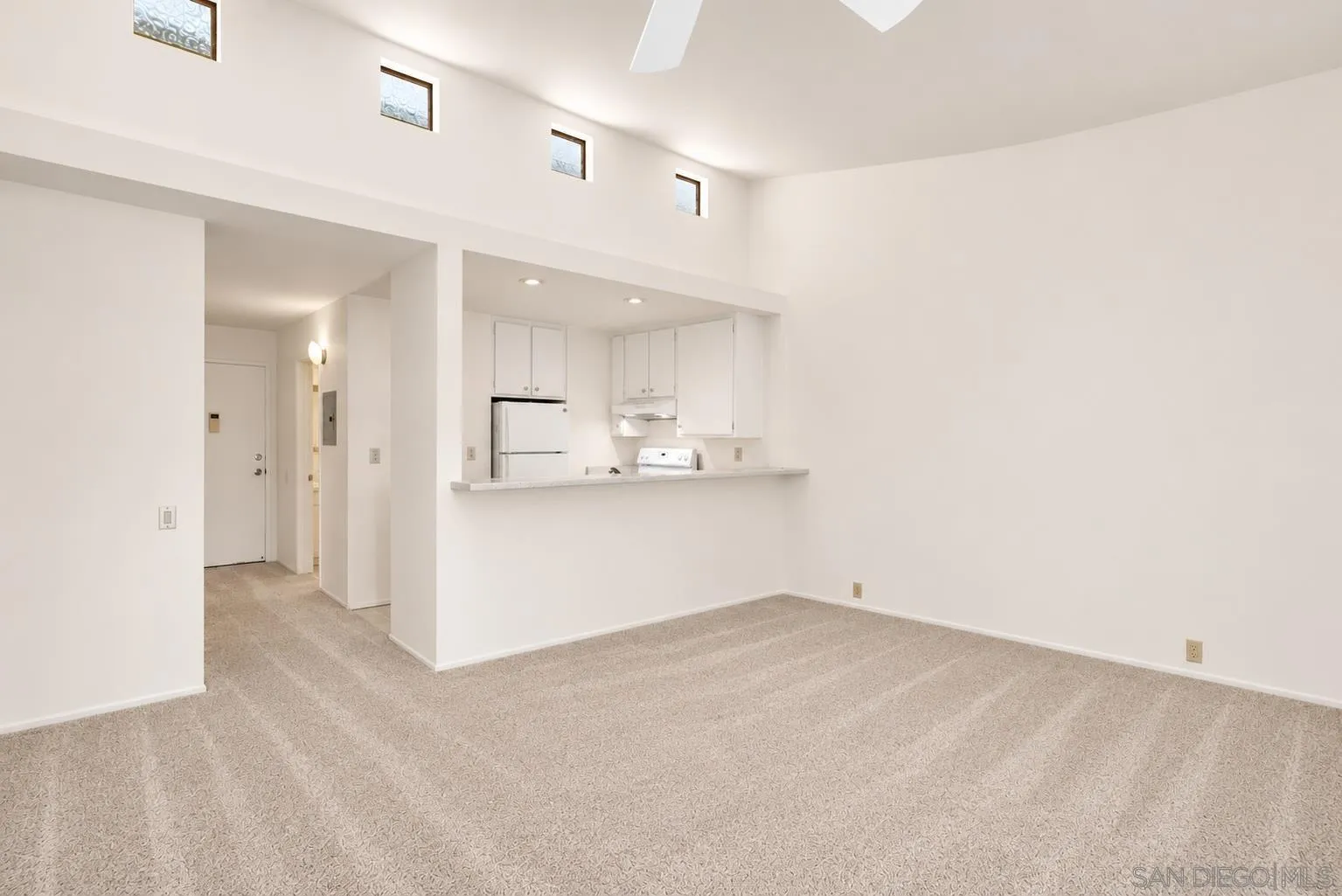 https://cdn.realtyfeed.com/cdn/127/260020536/f177d0245d48c7d81e64633f8d4d0401.webp