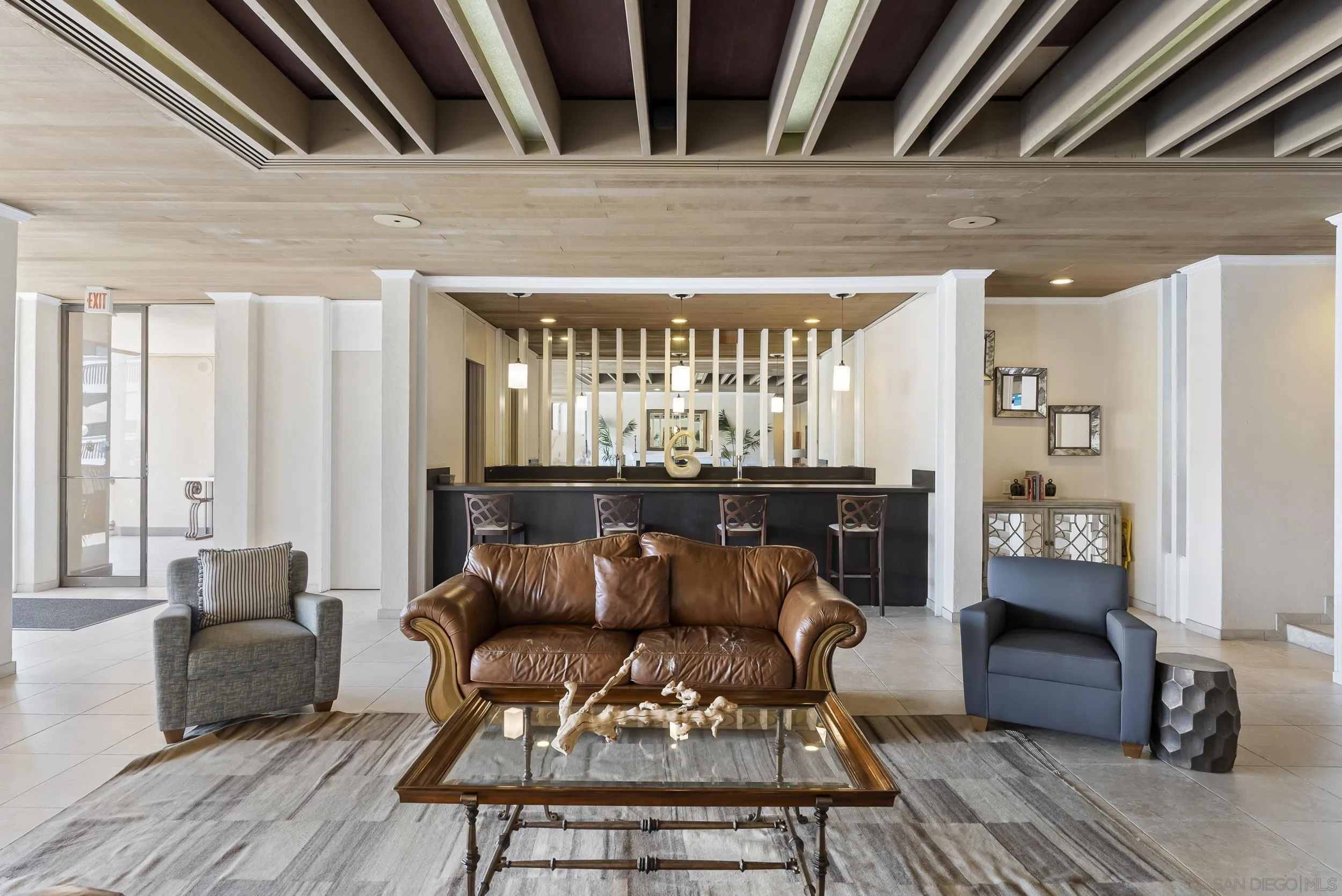 https://cdn.realtyfeed.com/cdn/127/260020536/f2e480c6e9bfeaf486918ec451f1d332.webp