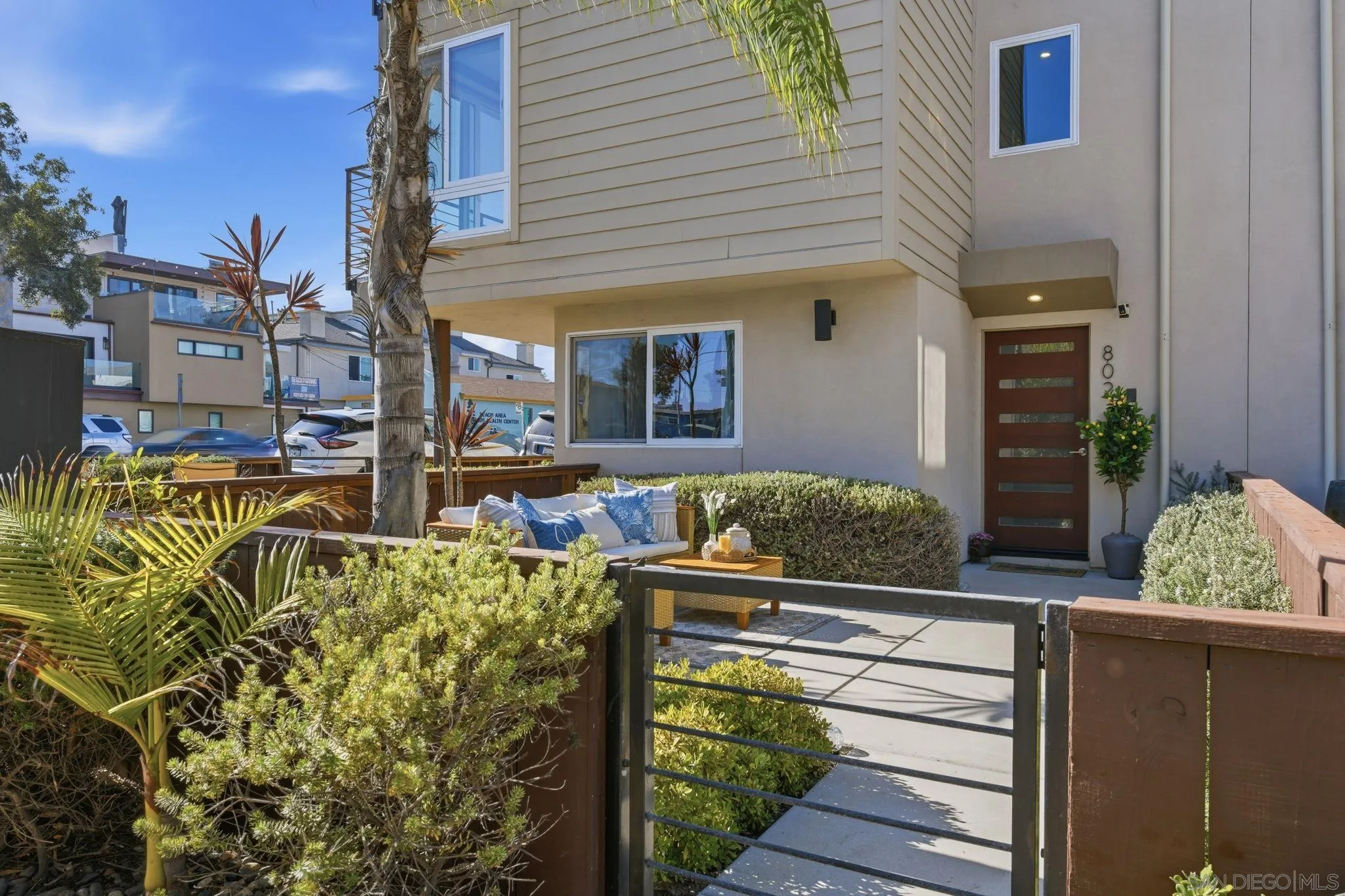 Photo #8: 260020537 Listing: Photo #8