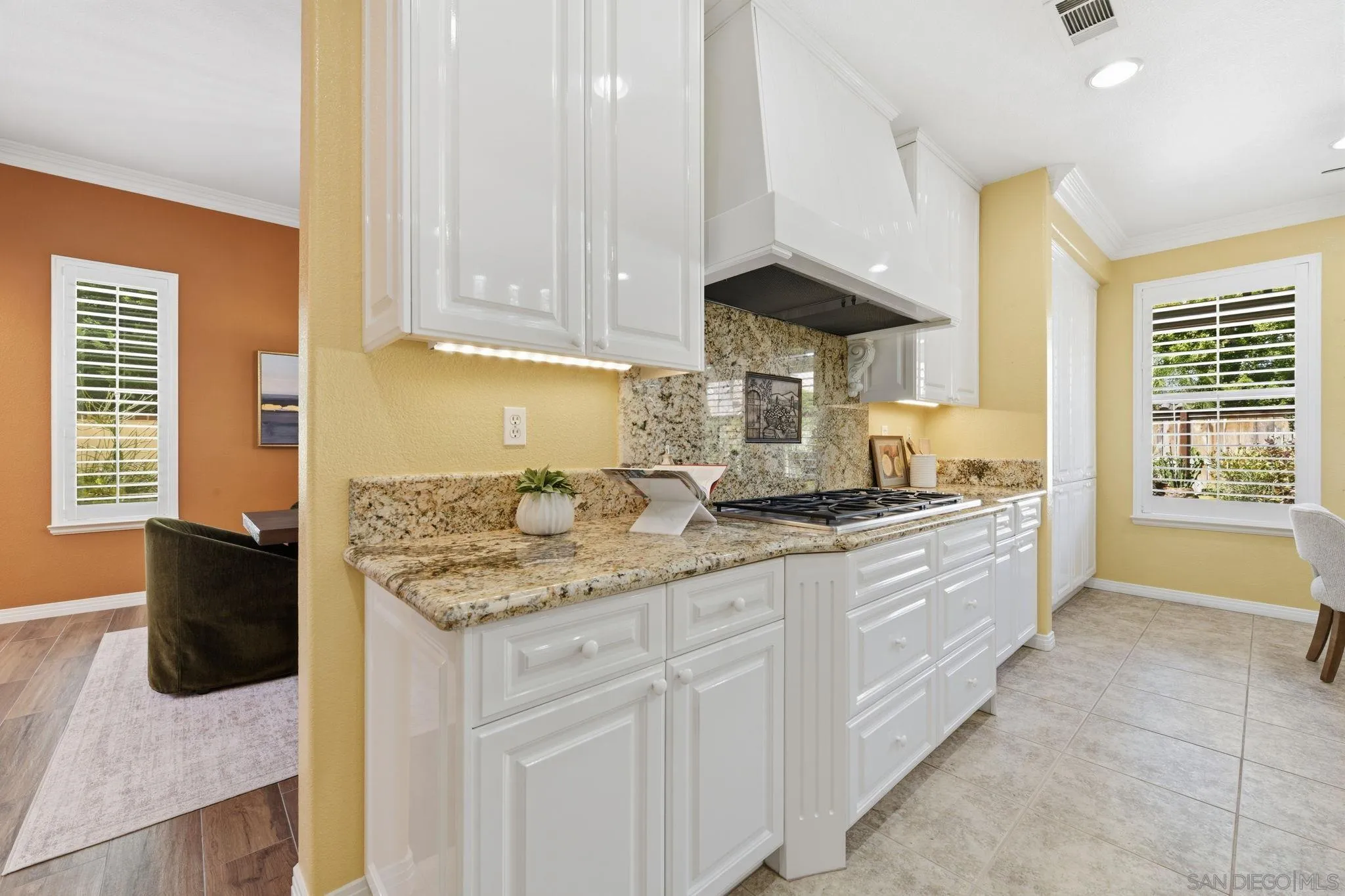 https://cdn.realtyfeed.com/cdn/127/260020540/34ec789e7519e6eabc3fb81da6308e30.webp