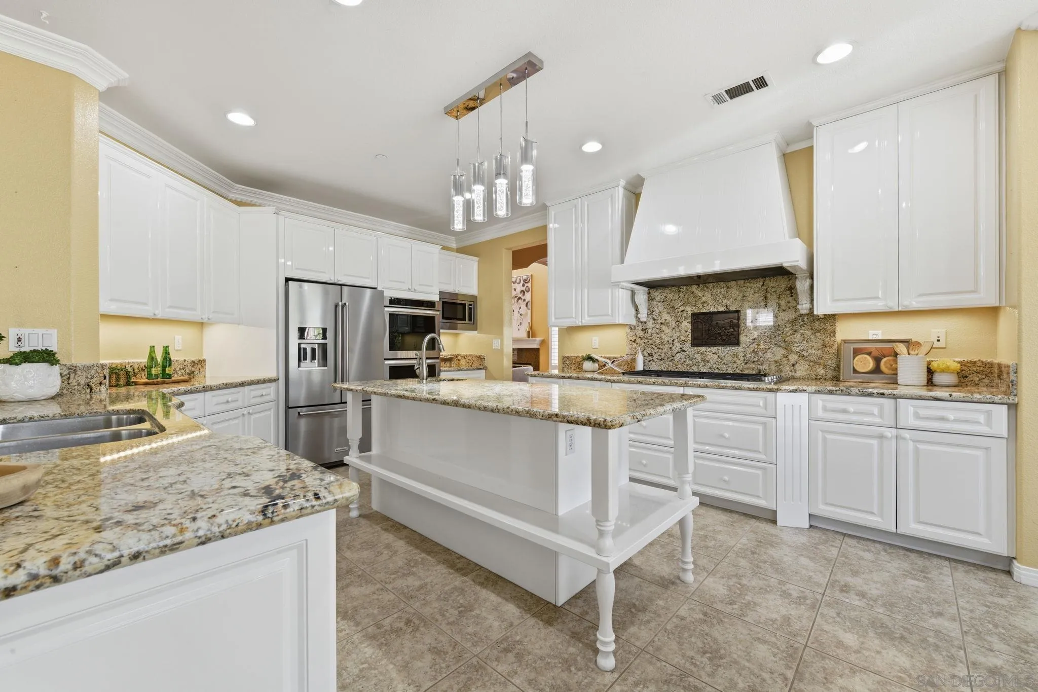 https://cdn.realtyfeed.com/cdn/127/260020540/3abd0c692ff805ac6a0e3fafe7f15a1f.webp