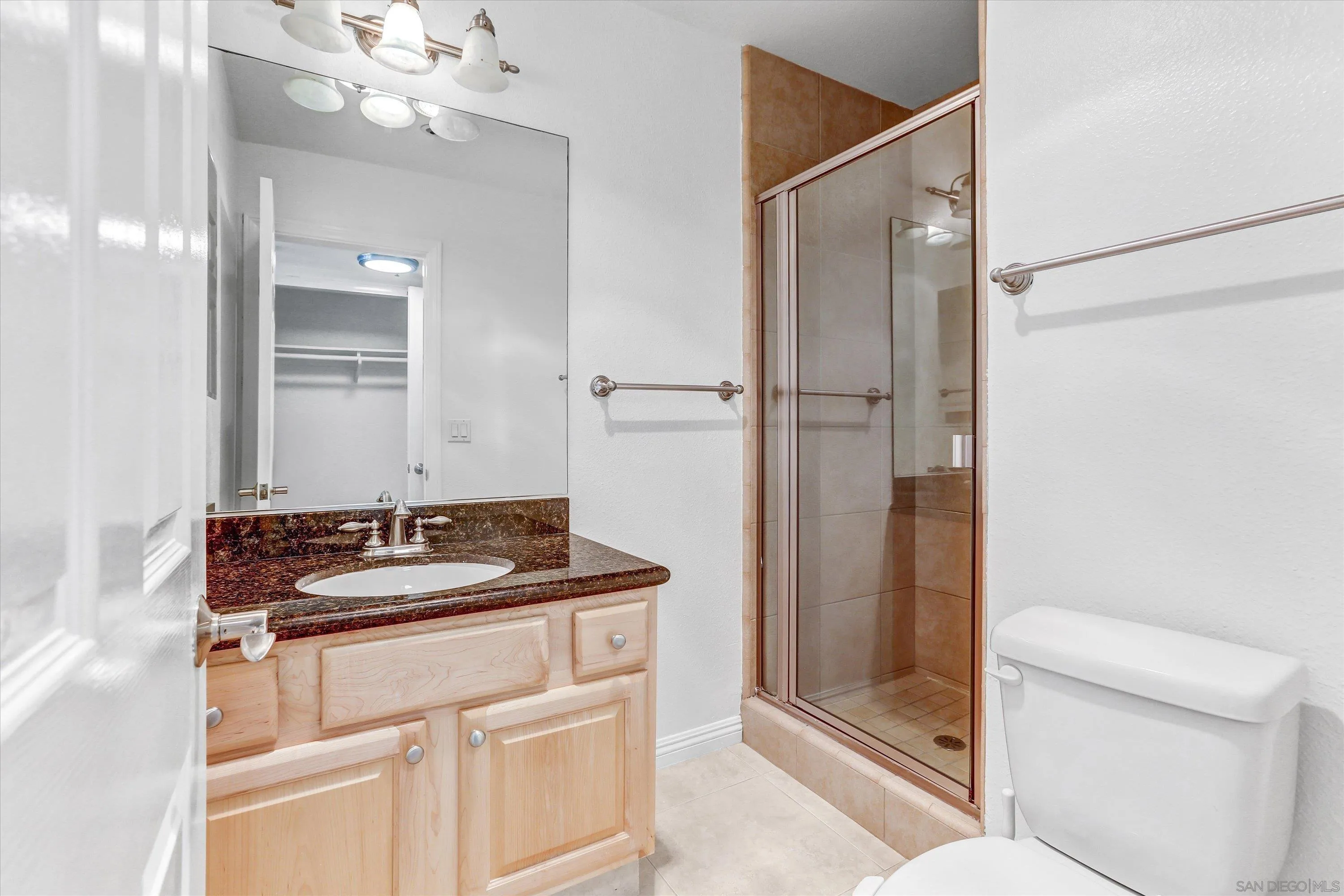 Photo #21: 260020546 Listing: Photo #21