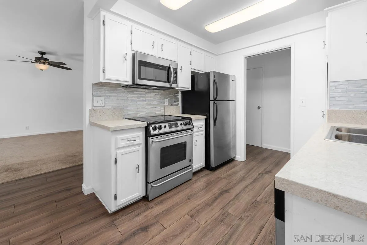 Photo #10: 260020548 Listing: Photo #10