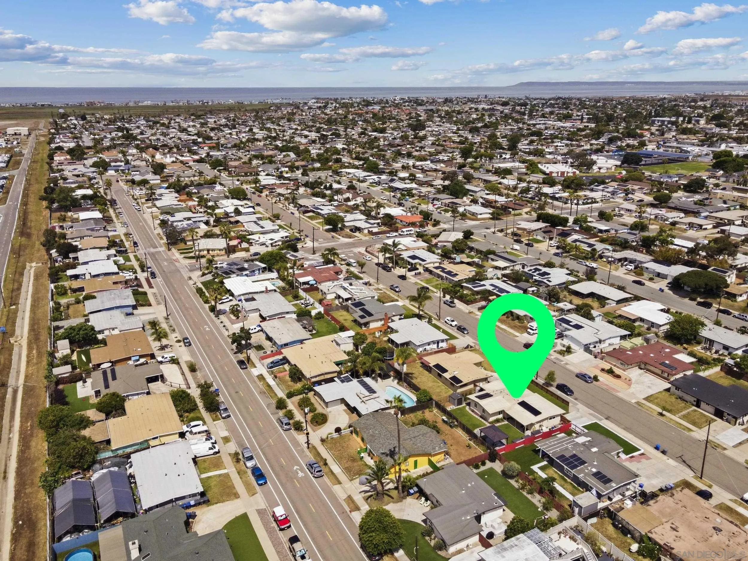 https://cdn.realtyfeed.com/cdn/127/260020557/90f5478e2bcdc06eca1946c8be35d440.webp
