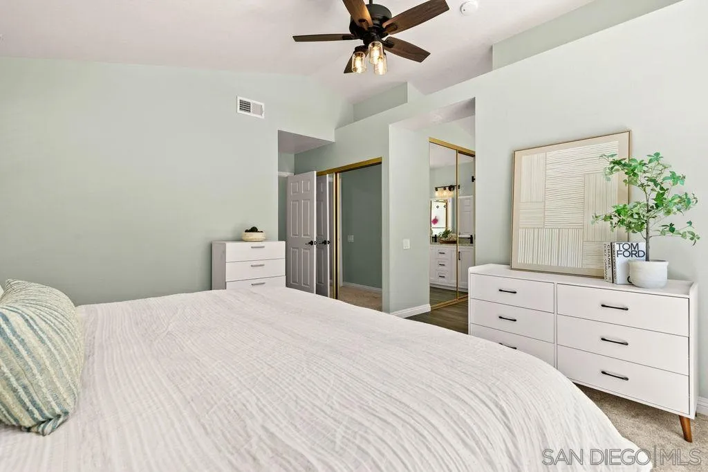 https://cdn.realtyfeed.com/cdn/127/260020559/01bef5900b27615c875c60e66fefc6a0.webp