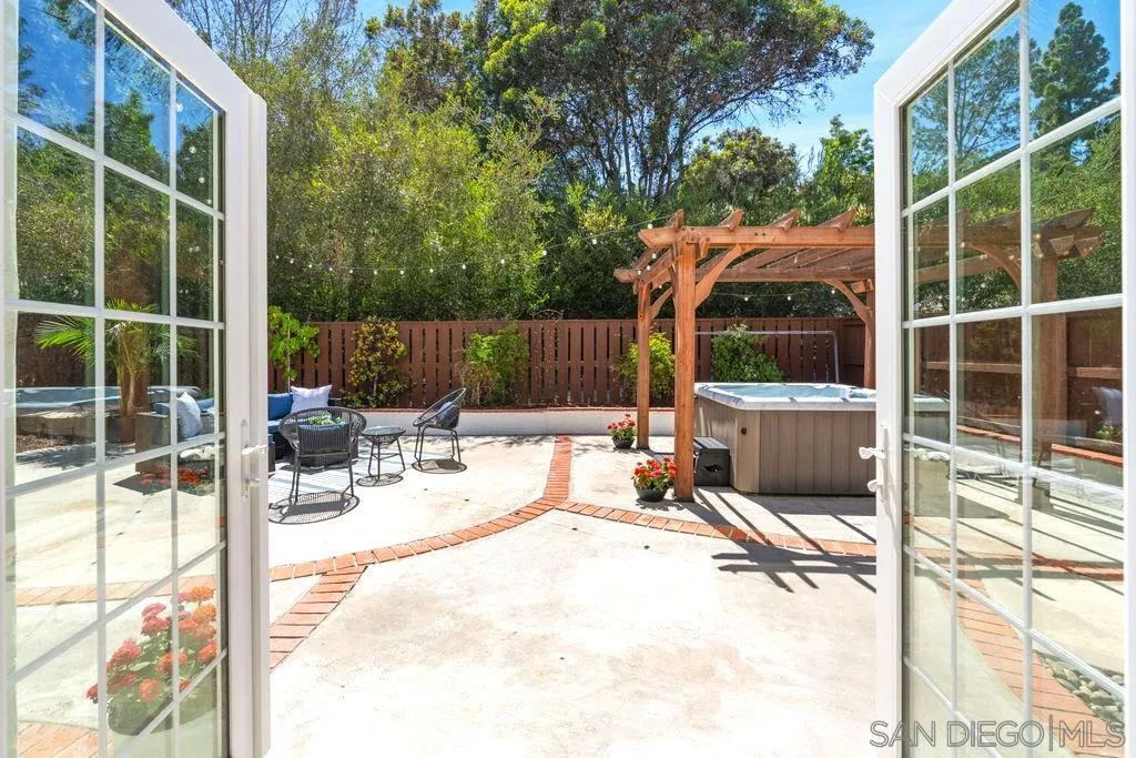 https://cdn.realtyfeed.com/cdn/127/260020559/5b45d1900506907f399320cf93a6aafa.webp