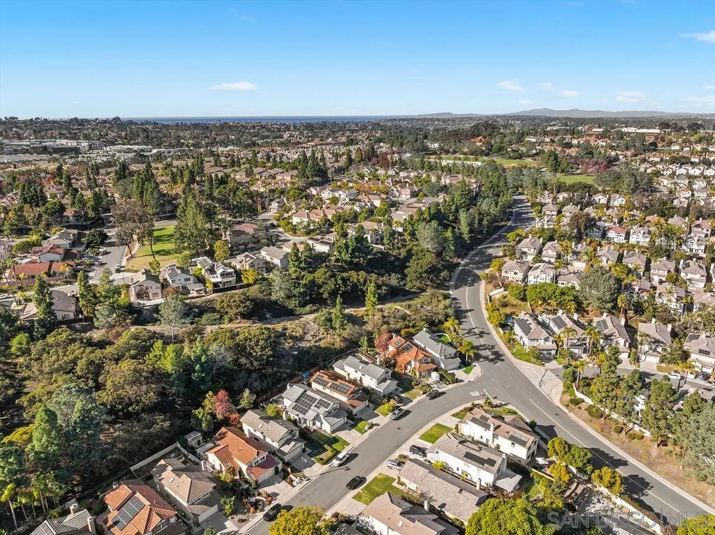 https://cdn.realtyfeed.com/cdn/127/260020559/7a6254c7fb1dd2fd60600ed8ad38753a.webp