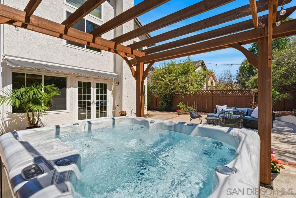 https://cdn.realtyfeed.com/cdn/127/260020559/905db5fec34a682a9e0c2dc723498d36.webp
