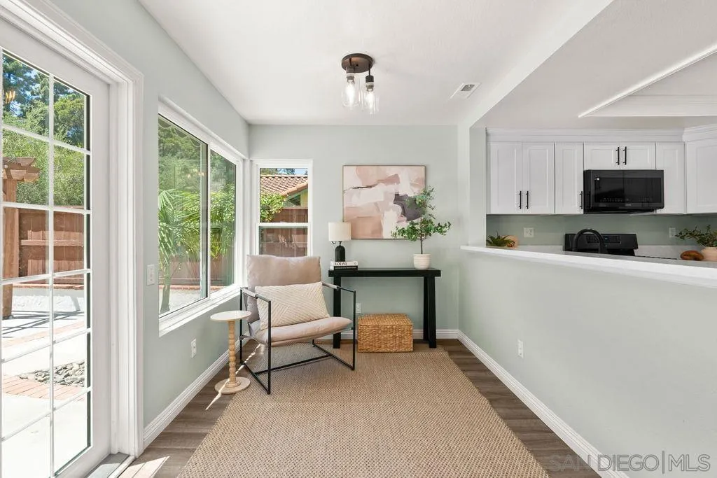 https://cdn.realtyfeed.com/cdn/127/260020559/938fd5903eb8f2764e101a61bff024d0.webp
