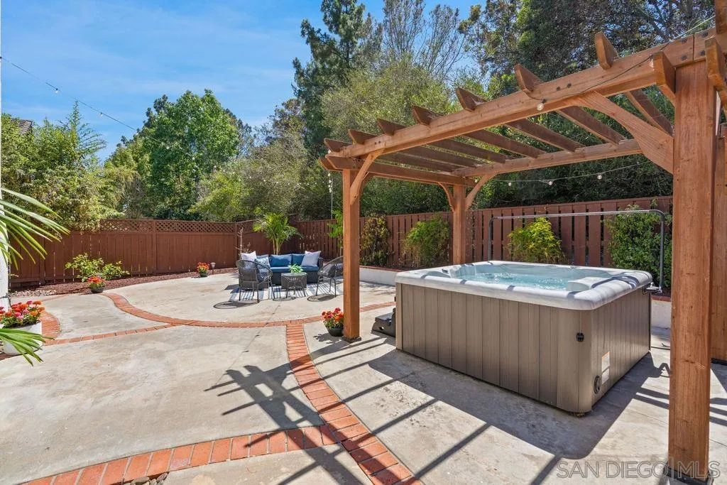 https://cdn.realtyfeed.com/cdn/127/260020559/9908b43f6db5d60d21186bacbde88c1d.webp