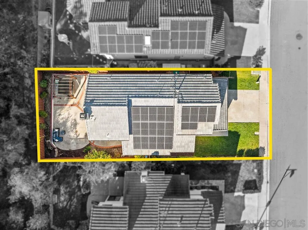 https://cdn.realtyfeed.com/cdn/127/260020559/a61191371d08c0661c02ab50d611ad39.webp