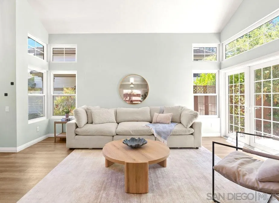 https://cdn.realtyfeed.com/cdn/127/260020559/c19beb22272ee2b2665824bbf11b13f3.webp