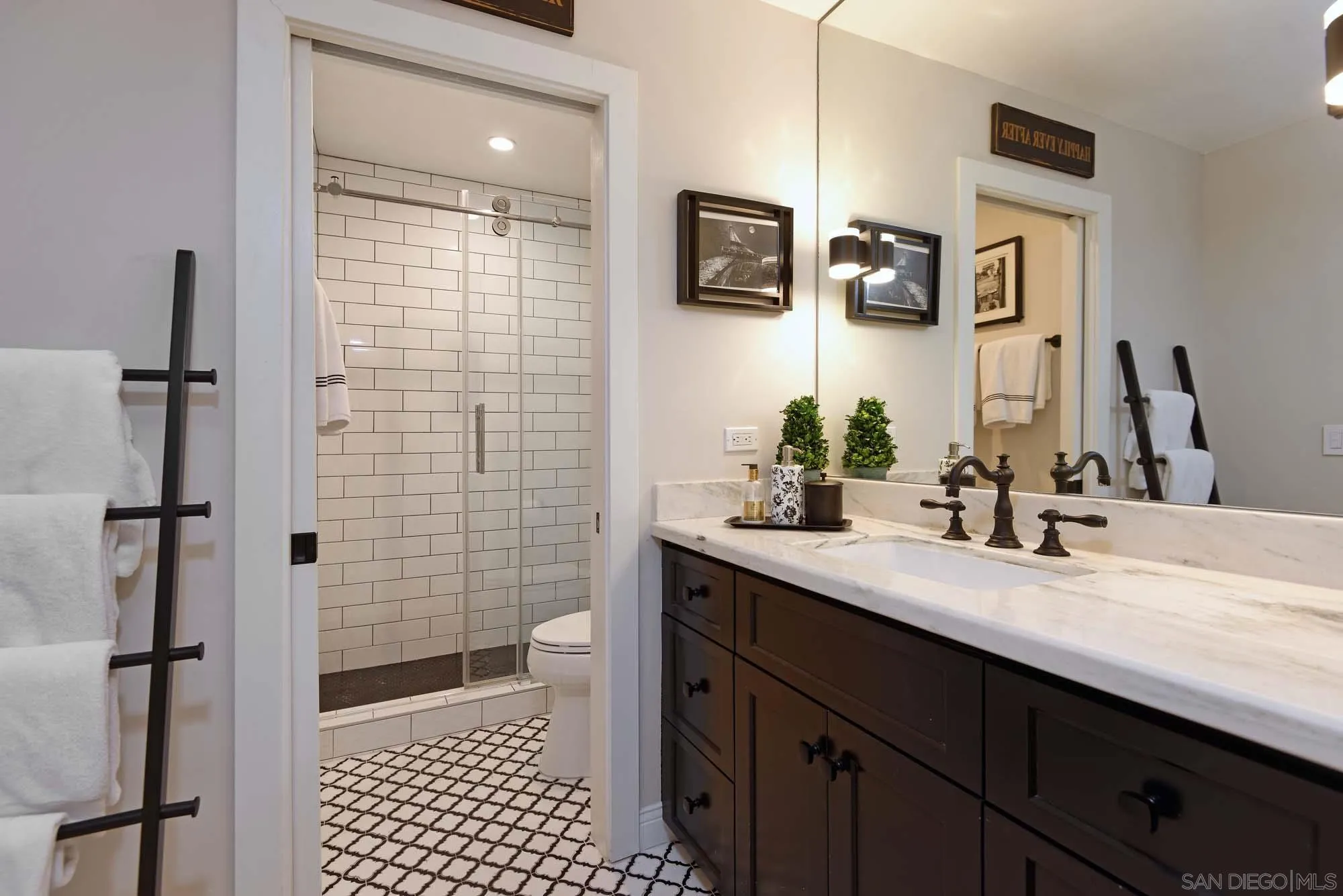 Photo #17: 260020567 Listing: Photo #17