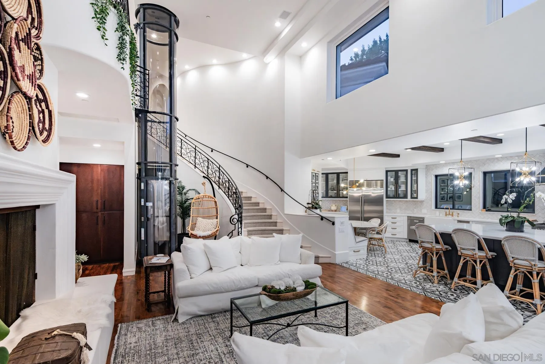 https://cdn.realtyfeed.com/cdn/127/260020568/2eb8367bb3c7f6cd626e20583fa4faa7.webp