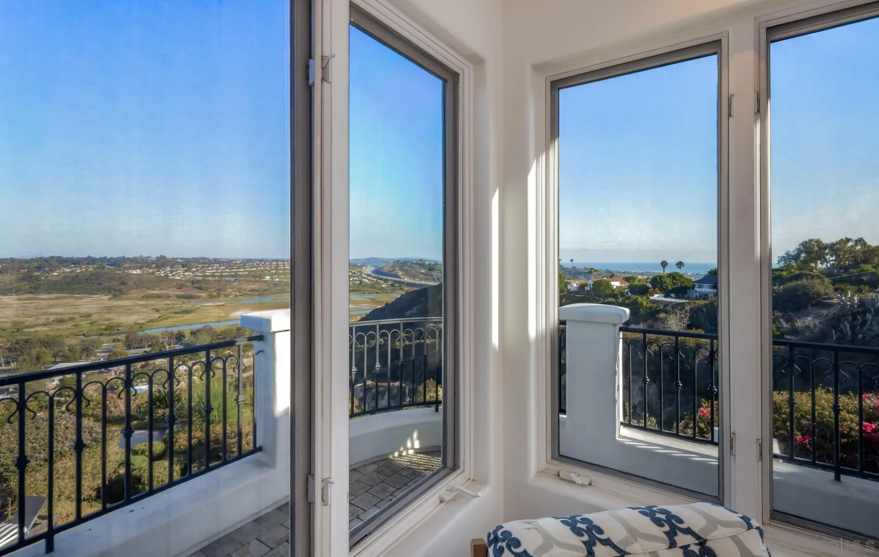 https://cdn.realtyfeed.com/cdn/127/260020568/605359fba5bab8e403986d77b5118a4d.webp