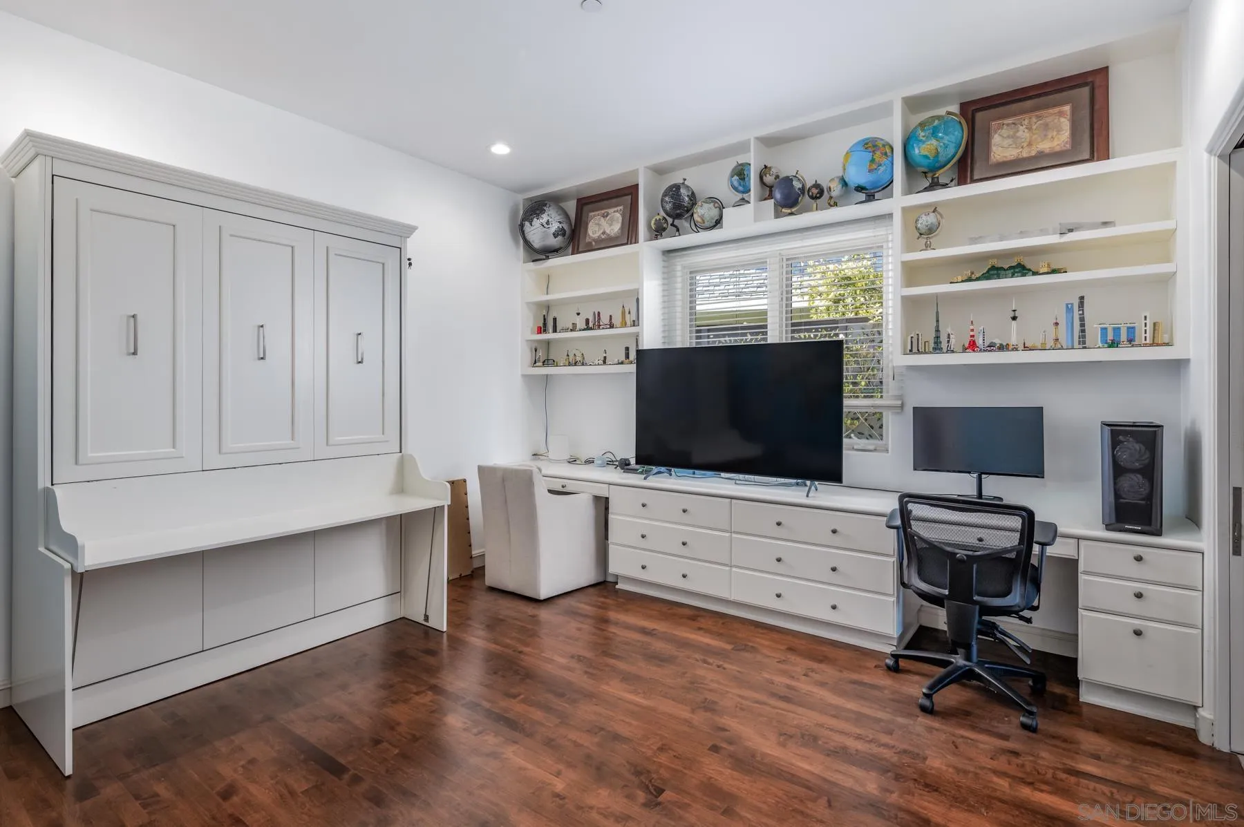 https://cdn.realtyfeed.com/cdn/127/260020568/929193d6b20b46620795f95a1c92a7e2.webp