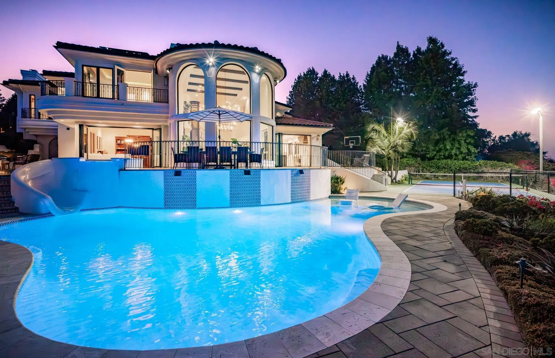 https://cdn.realtyfeed.com/cdn/127/260020568/a9e3ebef6da10d9cc45e2733f3658f1d.webp