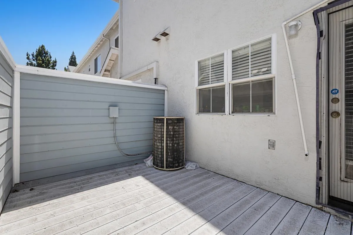 https://cdn.realtyfeed.com/cdn/127/260020571/1271700cb66d0f1ec2c7fafec65dc398.webp