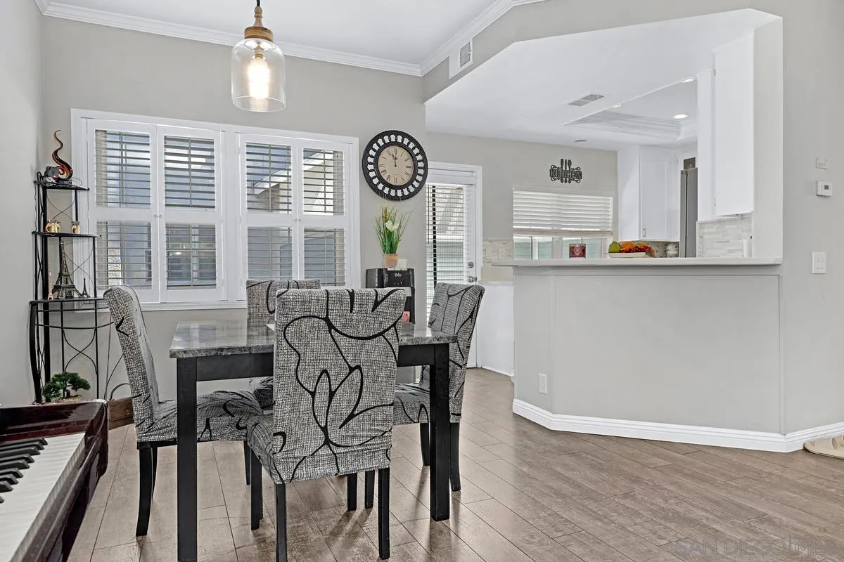 https://cdn.realtyfeed.com/cdn/127/260020571/54bb9f247ca9a208349310e9ad71ebd5.webp